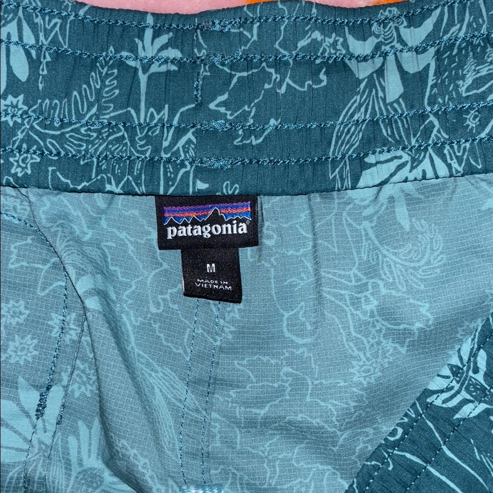 Patagonia Women’s Stretch Planing Micro Shorts - Picture 5 of 6
